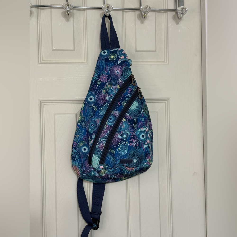 Sakroots On The Go Sling backpack Royal Blue Seascape